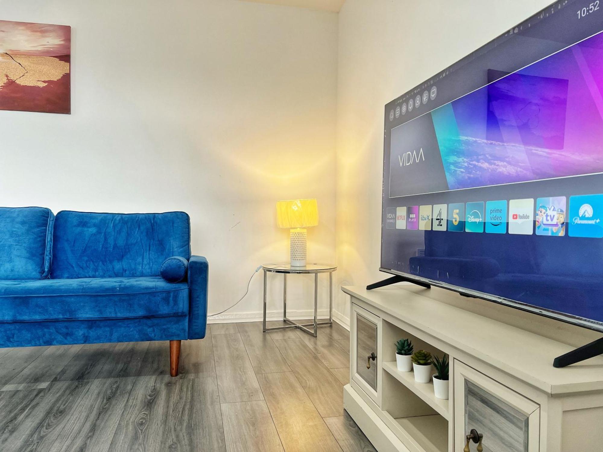 Rusholme Apartment - Sleeps 4 Манчестър Екстериор снимка